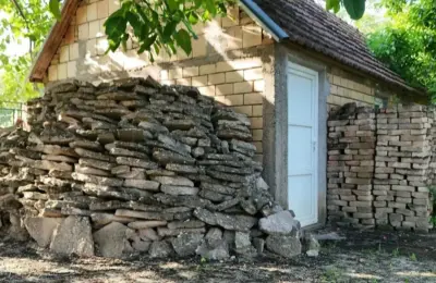 Plac Krčedin, put Janda 7700 m2 + materijal za izgradnju