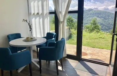 LUX apartman sa dvorištem i panoramskim pogledom na Kopaoniku