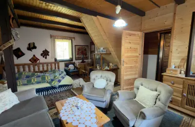 Na prodaju-porodična kuća na Borovoj glavi, Dobroselica-Zlatibor