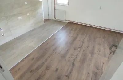 Ekskluzivan kompletno renoviran stan 70m2