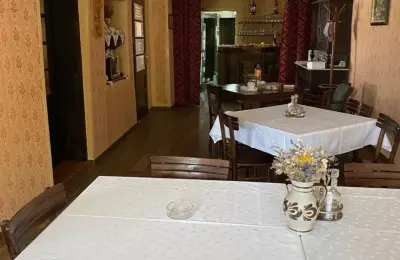 Prodaja restorana+sala za proslave+privatni parking