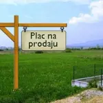 Prodaje se plac sa dve kuce u Pancevu