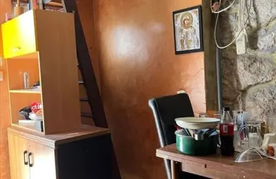 Prodajem vikendicu na Iriskom vencu