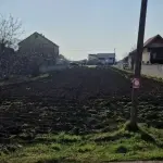 Prodajem plac u Novim Banovcima