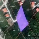 Prodajem gradjevinsko zemljiste u Malom Mokrom Lugu