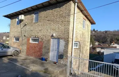 Na prodaju stambeno-poslovni objekat, Paragovo