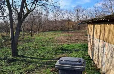 Prodajem kuću u selu Iđoš-Kikinda