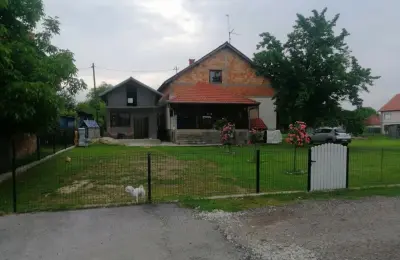 Kuca na prodaju Mladenovac-Medjuluzje