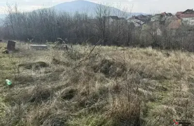 Prodajem plac 8.13 ari