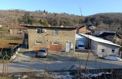 Na prodaju stambeno-poslovni objekat, Paragovo