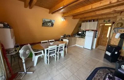 Prelepa kuca na Dunavu
