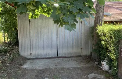 Na prodaju kuca u Velikim Crljenima
