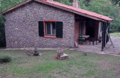 Prodajem kamenu kucu