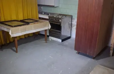 Deo kuce u nizu na izuzetnoj lokaciji