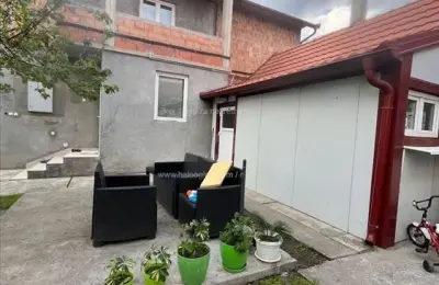 Prodajem kucu u Batajnici u lepom kraju