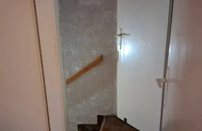 Deo kuce u nizu na izuzetnoj lokaciji