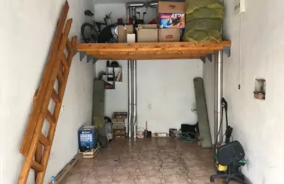 Garaza sa pripadajucim garaznim mestom na Vracaru