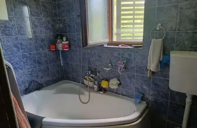 Prodaje se kuca u Grockoj-vikend naselje Voloder