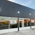 Izdaje se poslovni lokal 160m2-Batajnica
