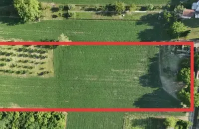 Plac Krčedin, put Janda 7700 m2 + materijal za izgradnju