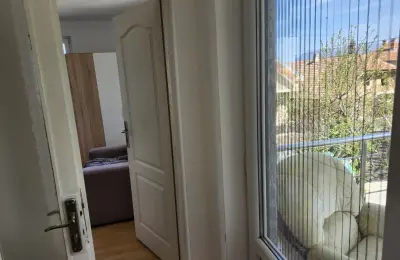 Sredjena kuca 200m2 sa visokim zidovima i potpuno privatnoscu-4km od Soko Banje-Resnik Galerija slika