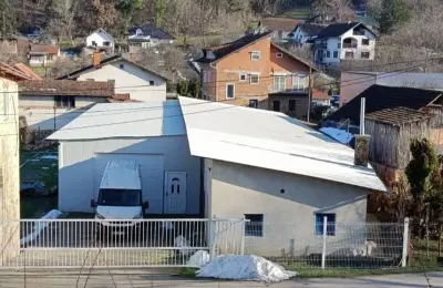 Na prodaju stambeno-poslovni objekat, Paragovo