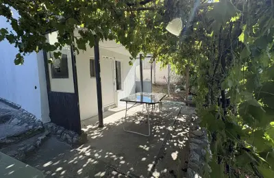 Vikend kuća 55m2,uknjižena,na 10ari placa