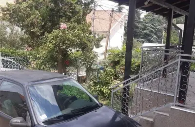Prodaje se porodicna kuća u Sremčici