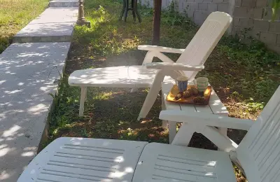 Sredjena kuca 200m2 sa visokim zidovima i potpuno privatnoscu-4km od Soko Banje-Resnik Galerija slika