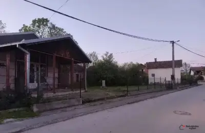 Lokal i plac u Lajkovcu