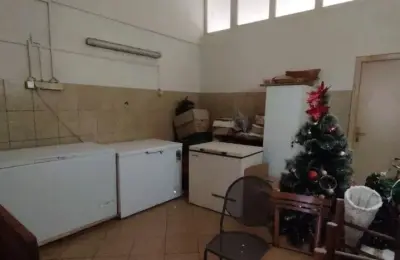 Prodajem lokal u centru Cicevca