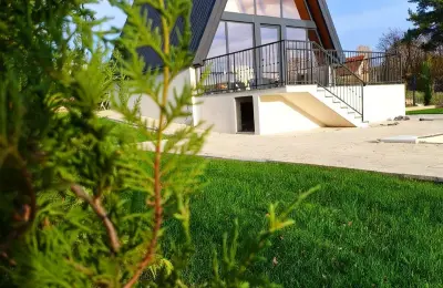 Na prodaju Luxury Villas&Poll,Aranđelovac