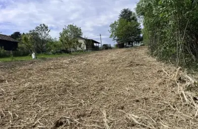 Na prodaju plac u Zaklopači-Grocka