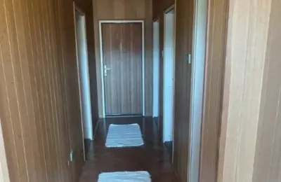 Kuća u mirnom delu naselja Trešnja