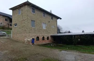Na prodaju stambeno-poslovni objekat, Paragovo
